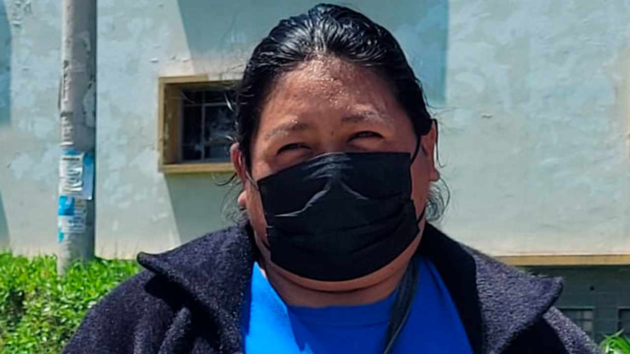 Madre de familia clama ayuda para su bebé en UCI